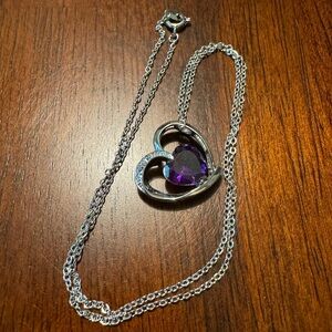 Purple heart necklace, silver tone, EUC. 18 1/2” chain.